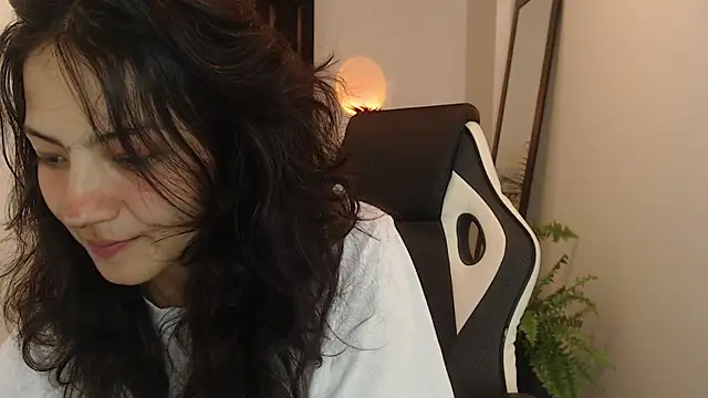 Snapshot of Asaray_T chatting on 03.27.26 Asaray T online show from 03.27.26