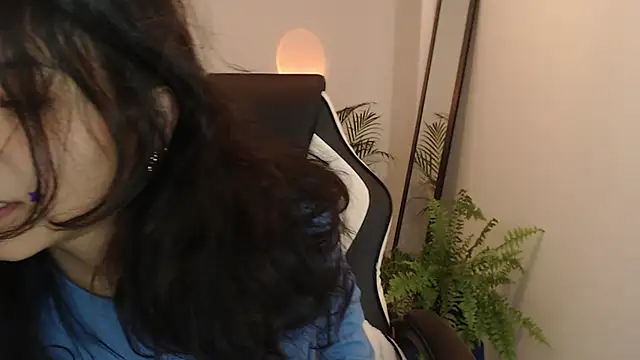 Snapshot of Asaray_T chatting on 04.11.26 Asaray T online show from 04.11.26