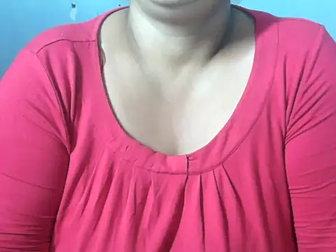 Snapshot of clover_cams1874 chatting on 09.17.25 clover cams1874 online show from 09.17.25