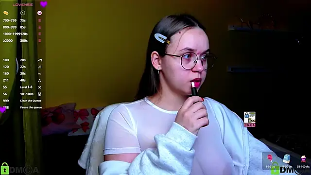 Snapshot of Lilysweet13 chatting on 01.13.26 Lilysweet13 online show from 01.13.26