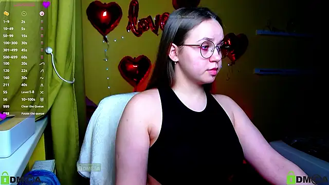 Snapshot of Lilysweet13 chatting on 02.13.26 Lilysweet13 online show from 02.13.26