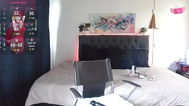 Snapshot of mia_velvet1 chatting on 11.14.25 mia velvet1 online show from 11.14.25