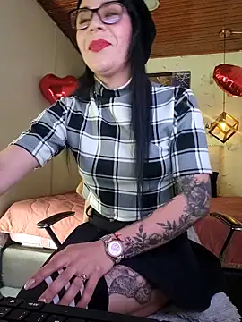 mia velvet1 online show from 02.02.26