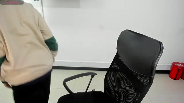 Snapshot of jenn_cg chatting on 11.15.25 jenn cg online show from 11.15.25