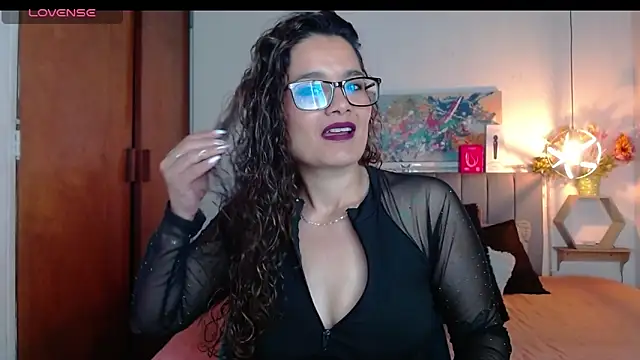 Rose Thompson1 online show from 09.29.25