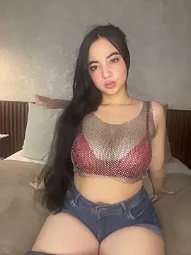 alisonnwalker2025 online show from 02.04.26