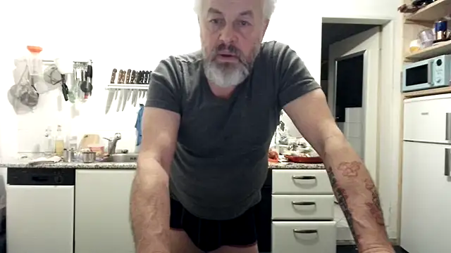 Berg Boy online show from 01.13.26