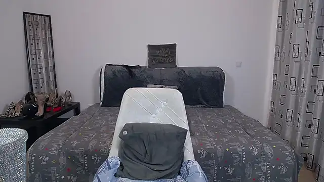 Snapshot of SharronAlexa chatting on 02.26.26 SharronAlexa online show from 02.26.26