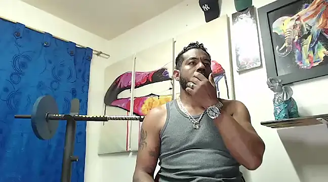 Snapshot of BladeFoxxx1 chatting on 03.19.25 BladeFoxxx1 online show from 03.19.25