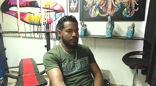 Snapshot of BladeFoxxx1 chatting on 03.19.25 BladeFoxxx1 online show from 03.19.25