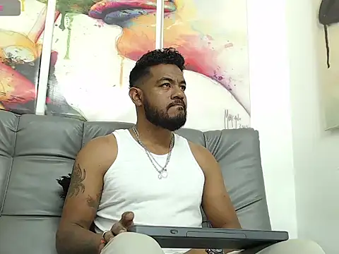 Snapshot of BladeFoxxx1 chatting on 10.08.25 BladeFoxxx1 online show from 10.08.25