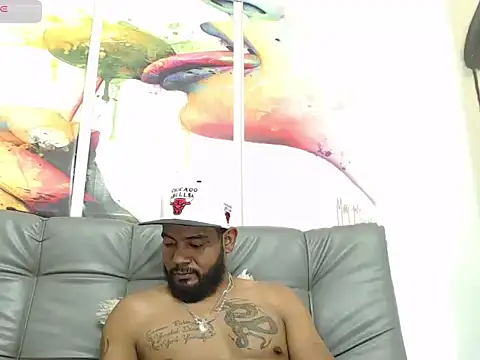 Snapshot of BladeFoxxx1 chatting on 10.26.25 BladeFoxxx1 online show from 10.26.25