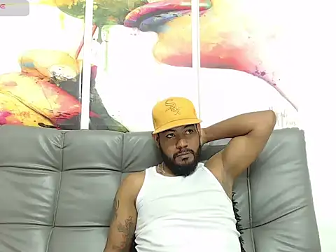 Snapshot of BladeFoxxx1 chatting on 10.30.25 BladeFoxxx1 online show from 10.30.25