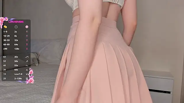 Snapshot of Strawberry_Deli chatting on 03.19.26 Strawberry Deli online show from 03.19.26