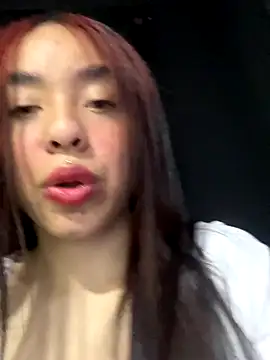 Snapshot of Tracy_KS chatting on 11.30.25 Tracy KS online show from 11.30.25