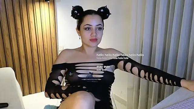 Snapshot of Isa_1207 chatting on 11.06.25 Isa 1207 online show from 11.06.25