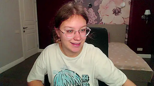 AngelinaLow online show from 03.19.25