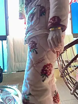 Snapshot of aa520uv chatting on 01.14.26 aa520uv online show from 01.14.26