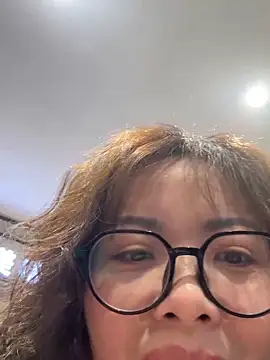 Snapshot of aa520uv chatting on 03.27.26 aa520uv online show from 03.27.26