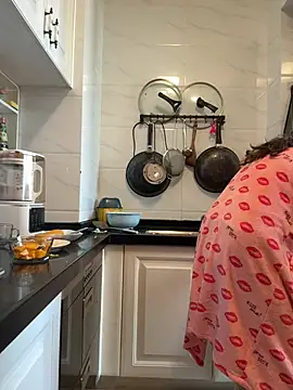 Snapshot of aa520uv chatting on 04.05.26 aa520uv online show from 04.05.26