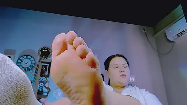 FlorenceAnderson online show from 10.07.25