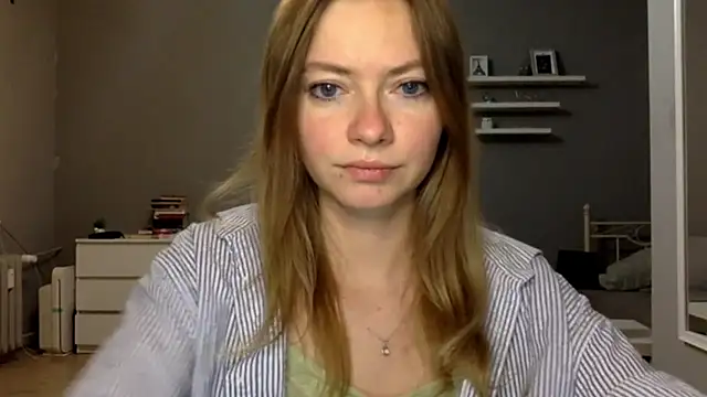 Snapshot of MillieShow chatting on 02.17.26 MillieShow online show from 02.17.26