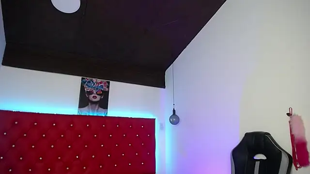 kriss sweetboobs10 online show from 05.12.26