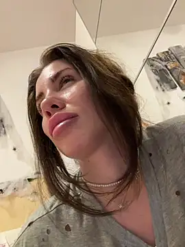 CelineReys online show from 10.25.25