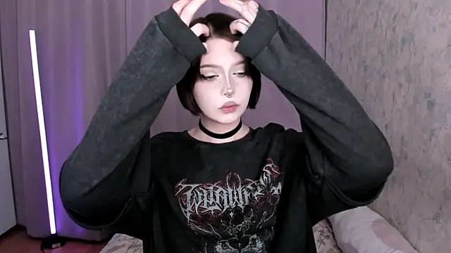 Snapshot of amelia_mays_xx chatting on 06.17.26 amelia mays xx online show from 06.17.26