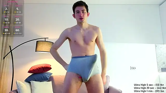 Danny  Magic online show from 12.21.25