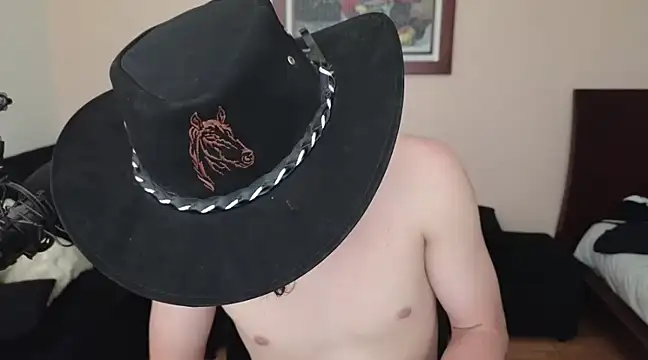 lukeboyce33 online show from 03.18.25