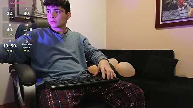 lukeboyce33 online show from 02.08.26