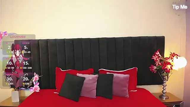 Snapshot of ailyn_maury chatting on 10.02.25 ailyn maury online show from 10.02.25