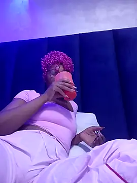 Snapshot of Hotytoty26 chatting on 09.28.25 Hotytoty26 online show from 09.28.25