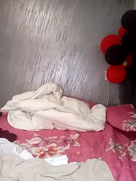 Snapshot of Hotytoty26 chatting on 11.24.25 Hotytoty26 online show from 11.24.25