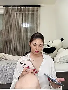 MeCherryy online show from 03.19.26