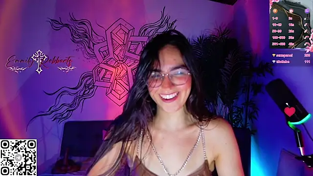 Snapshot of Emmi_Roberts chatting on 05.16.26 Emmi Roberts online show from 05.16.26