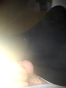 Snapshot of kredazzbigdick chatting on 03.15.26 kredazzbigdick online show from 03.15.26