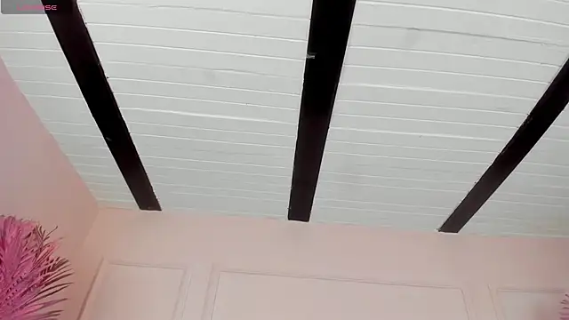 Kendallbleer online show from 10.29.25