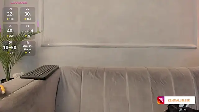 Kendallbleer online show from 11.20.25