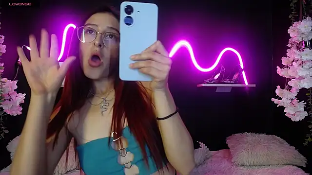 Snapshot of Hairydoll_ chatting on 03.14.25 Hairydoll online show from 03.14.25