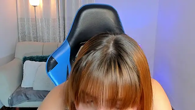 karla hill 28 online show from 04.25.26