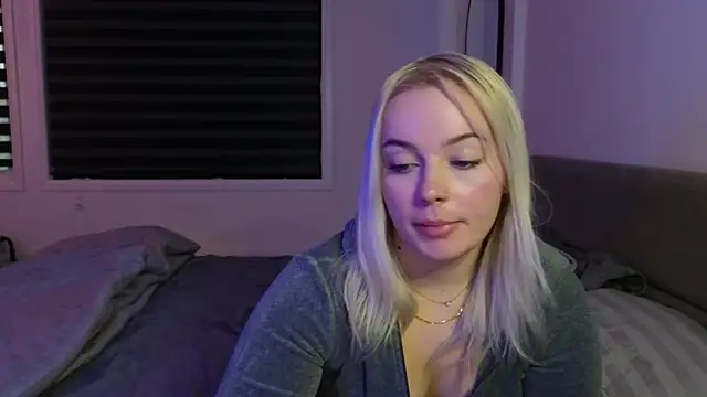 margot robbie7 online show from 10.09.25