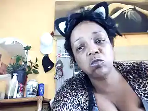 Snapshot of Tatyhotevony chatting on 03.20.25 Tatyhotevony online show from 03.20.25