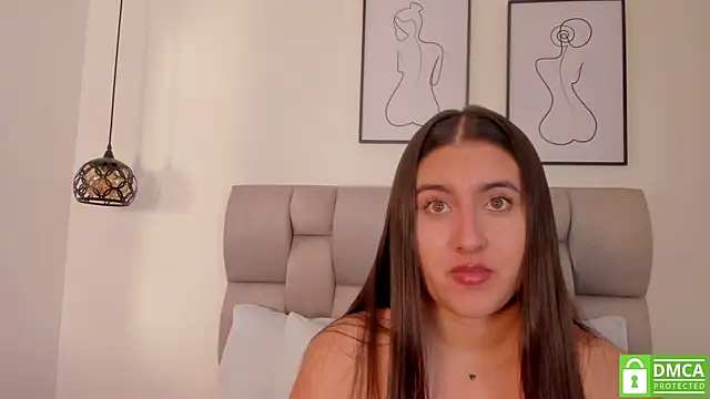 Hanna Evans   online show from 04.06.26