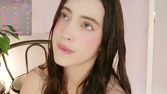 Snapshot of Rebbecawhite_meow chatting on 05.04.26 Rebbecawhite meow online show from 05.04.26
