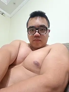 Snapshot of awesometeacher33 chatting on 05.19.26 awesometeacher33 online show from 05.19.26