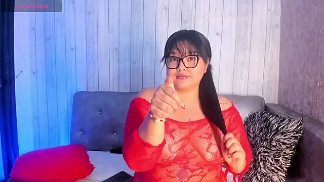 DianaGom online show from 12.18.25