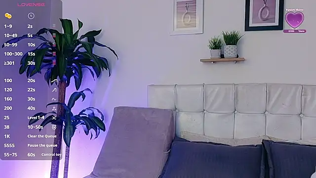 YuliethPetite online show from 09.30.25