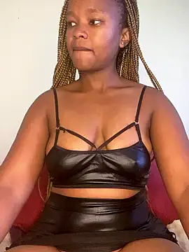 Snapshot of ShyTiny_Bae chatting on 01.14.26 ShyTiny Bae online show from 01.14.26